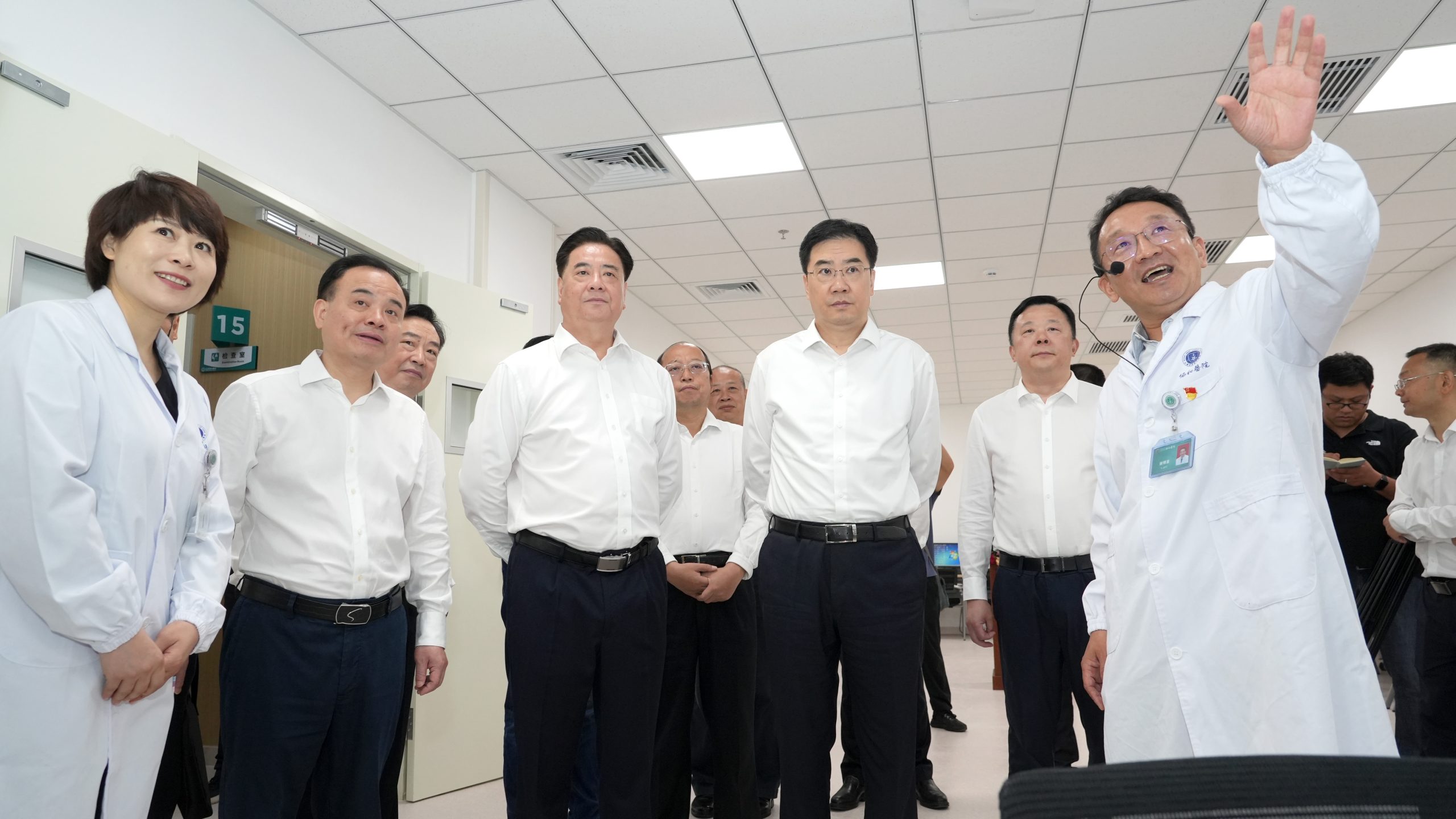 医疗合作：有道翻译与协和医院共建医学翻译数据库，准确率达99.2%